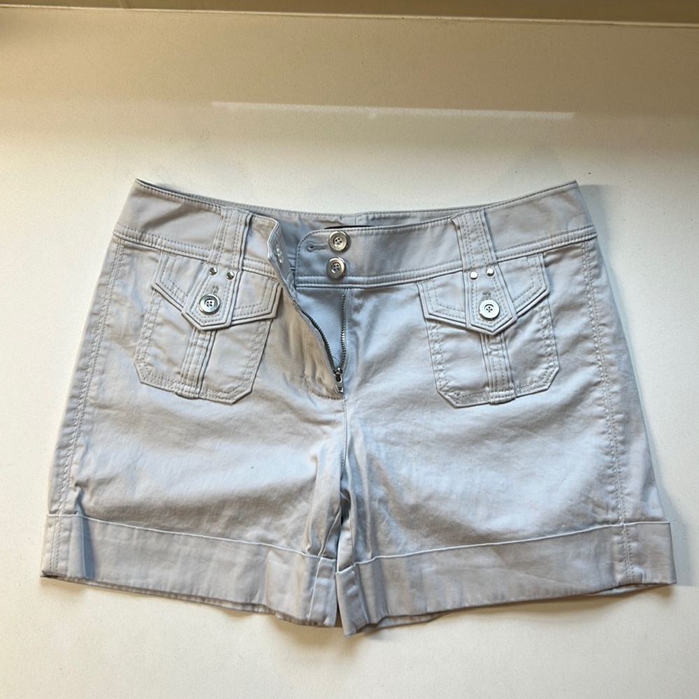 White House Black Market Gray Shorts Size 6
